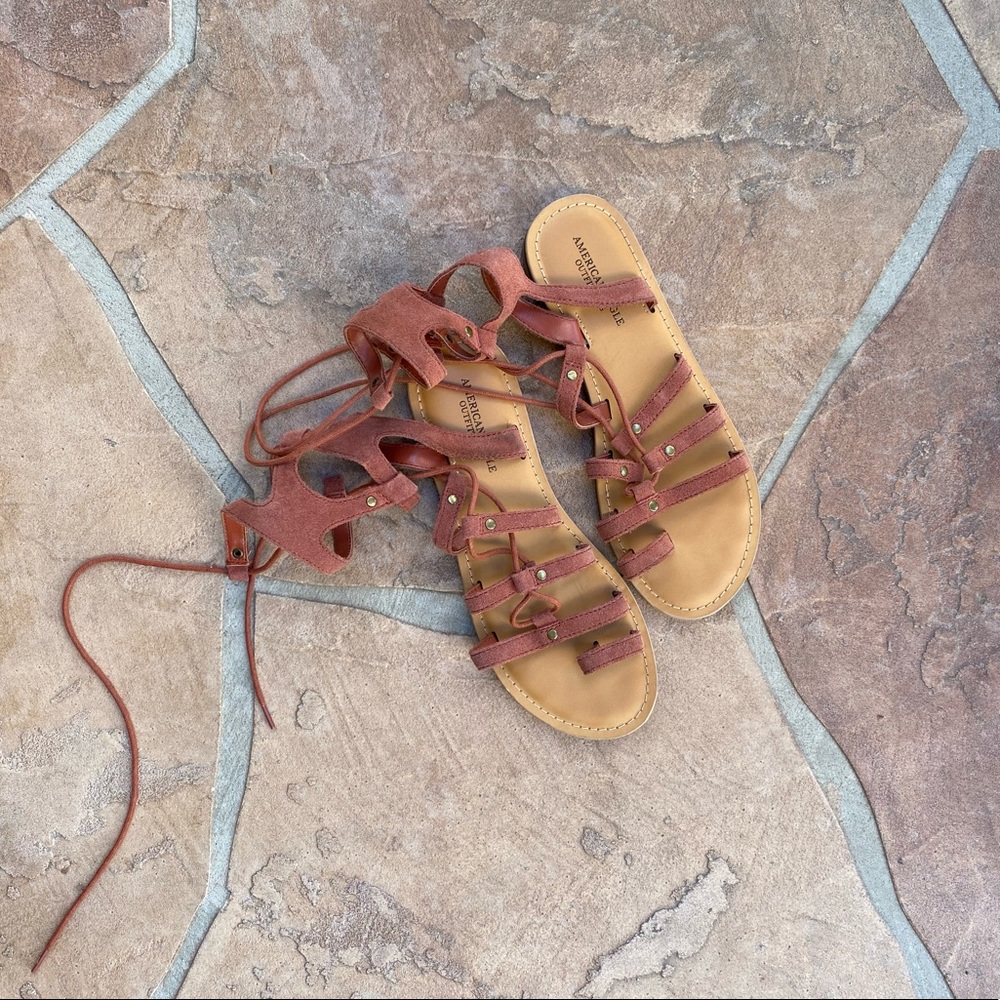 AMERICAN EAGLE SANDALS
